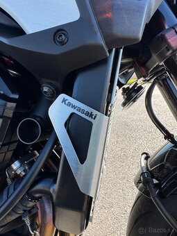 Kawasaki Z900 A2 2025 Akrapovic Záruka do 2029 - 13
