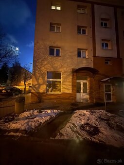 na predaj nebytový komerčný priestor - Handová - 13