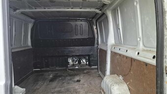 Ford Transit 2,2TDCI 63kw kód motora: P8FA - 13