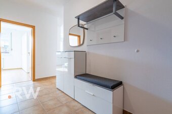 REZERVOVANÉ - VEĽKORYSÝ 2 izb. s takmer až 14 m2 TERASOU - 13
