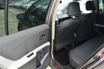 TOYOTA YARIS 1,33I 74kW Dual VVT-i Slovenské 2009 - 13