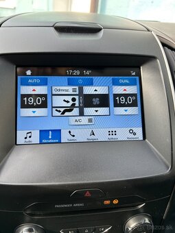 Predám Ford Smax - 13