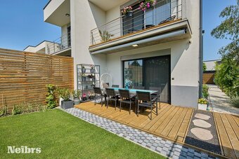 Neibrs | (4) izbový zariadený rodinný dom s pozemkom (461m2) - 13