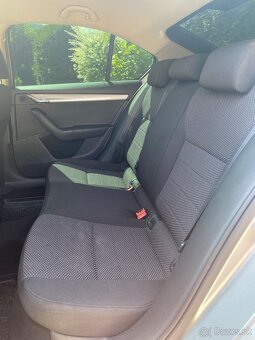 Škoda Octavia 1.6 TDI Elegance rok 2014 - 13