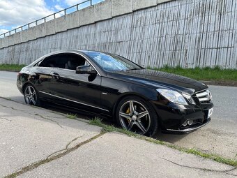 Mercedes-Benz E350 coupe - 13