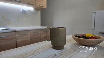 Prenájom 2,5 izbového bytu, komplet zariadený,centrum mesta - 13
