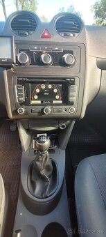 VW Caddy Maxi 2,0 TDI 140PS,  5miest, strieborná metalíza - 13