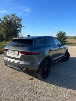 JAGUAR E-PACE 2,0 D 8/2018 automat 4x4 - 13