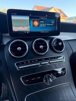 Predáme rodinný Mercedes C 300D Combi automat 9 stupňový - 13