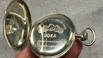 Starožitné pánské kapesní hodinky značené DOXA - 13