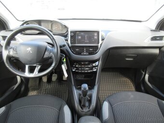 Peugeot 208 1.2 PureTech Style - 13