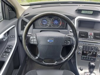 Volvo XC60 D5 AWD Momentum Geartronic - 13