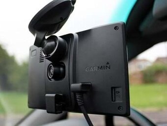 Predám Garmin DriveAssist 50 LMT s čelnou kamerou - 13