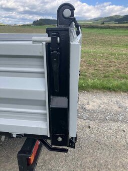 Iveco daily 35C15 3 stranný sklapač ťažné zariadenie 3500KG - 13