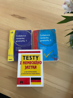 Rozne knihy na VS - 13