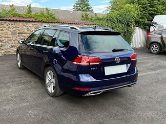 Volkswagen Golf 2.0 TDI Highline - 13