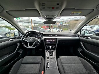 Volkswagen Passat Variant 2.0 TDI Elegance DSG - 13