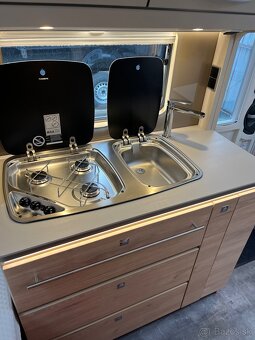 Dethleffs Nomad 460 EL - 13