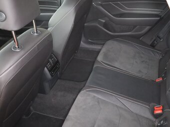 Volkswagen Arteon 2.0 TDI DSG R-Line - 13