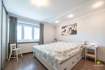 Výnimočný 4 izbový byt Staré Mesto Prievidza 120 m2 - 13