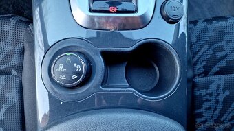 Peugeot 3008 1.6i turbo benzin - 13