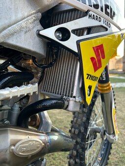 SUZUKI RMZ 250 2019 - 13