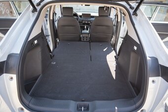 Predám Hondu HR-V e:HEV Advance - 13