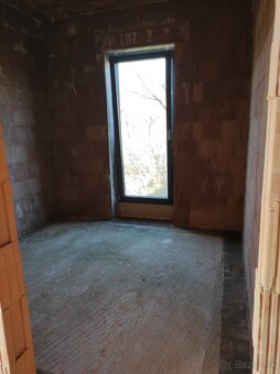 5-izbovy rodinný dom 15 minút od NR - 13