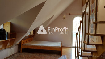 Predám RD pre veľkú rodinu alebo firmu v Nitre - Čermáň. - 13