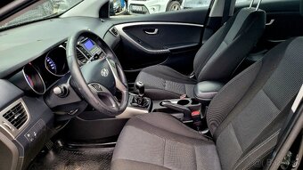 Hyundai i30 1.6i MPI DOHC CVVT Comfort benzín - 13