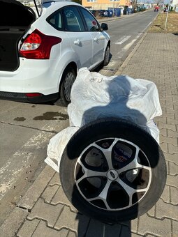 Predám Ford Focus 1.6 TDCi - 13