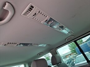 Predám  Volkswagen T5 Caravelle 2.0 TDI 103 KW DSG 121500 km - 13