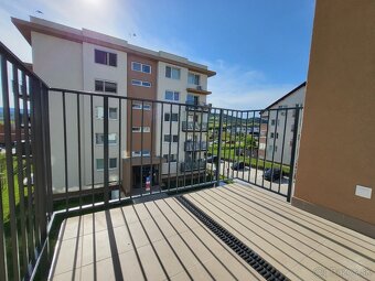 1 – IZB.BYT, NOVOSTAVBA, ZARIADENÝ, GAR.PARK. STÁTIE,PEZINOK - 13