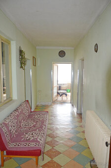 Predaj - rodinný dom - Hostie - 13