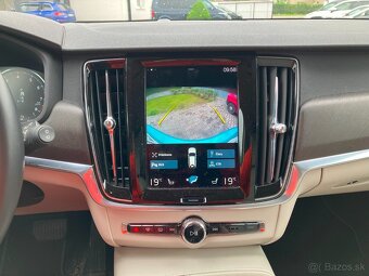 Volvo V90 CC T5 2.0L Cross Country Pro AWD Geartronic 184 KW - 13
