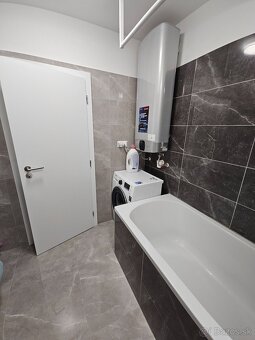 PREDAJ 3 IZBOVÝ BYT BRATISLAVA RUŽINOV TRNÁVKA - 13