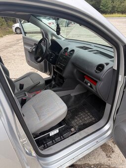 Volkswagen Caddy 1.9 TDI (2006) - 13