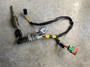 Rozpredam citroen c3 1,1i 1,4i 1,4 hdi klima EZRC - 13