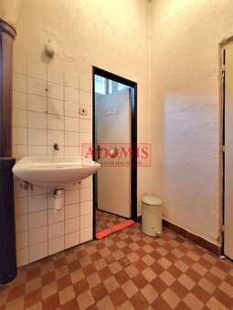 ADOMIS - prenájom priestorov 140m2 + 100m2,nakladacia rampa  - 13
