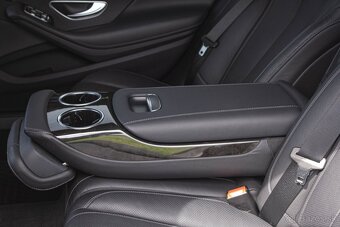 Mercedes-Benz S trieda Sedan 350 BlueTEC L - 13
