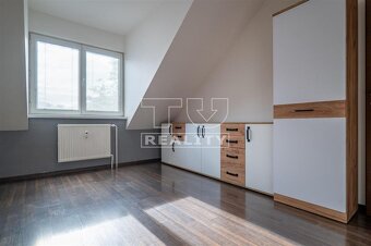 ZNÍŽENIE-TEHLOVÝ 2 IZBOVÝ PODKROVNÝ BYT V KYSUCKOM NOVOM... - 13