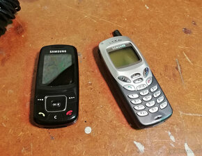 Samsung R210 (2001) + C300 (2006) - 13