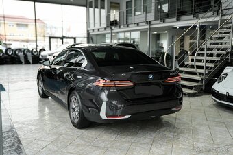 NOVÉ- BMW 520 D - najnovší model - 13