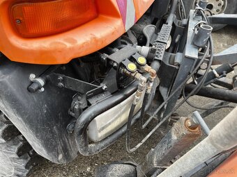 MB UNIMOG U 300 4X4 - 13