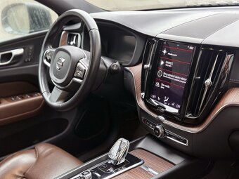 Volvo XC60 B4 Inscription AWD A/T M 2021 197PS A8 4x4 - 13