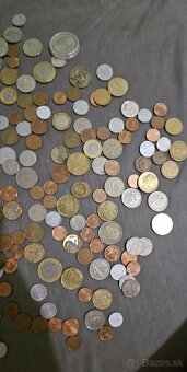 Zmes rôznych vecí na predaj - 13