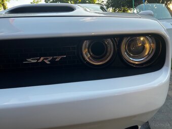 Dodge Challenger 6.4 - 13