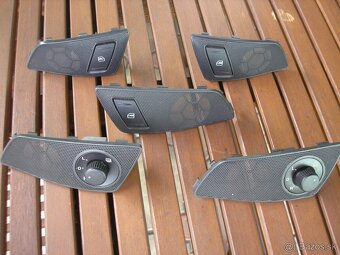 Škoda Octavia 2 dekor interieru - 13