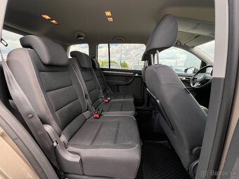 VW Touran 1.6TDI diesel, 77kW, MT/6, rok:08.2011. - 13