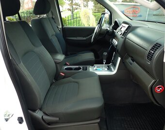NISSAN NAVARA 2.5Dci 140kW 2014 ZADNA UZAVIERKA , AUTOMAT - 13